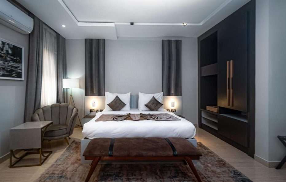 Deluxe Suite