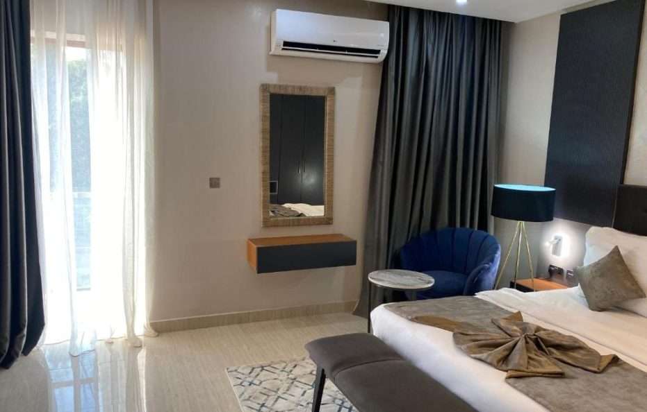 Deluxe Suite