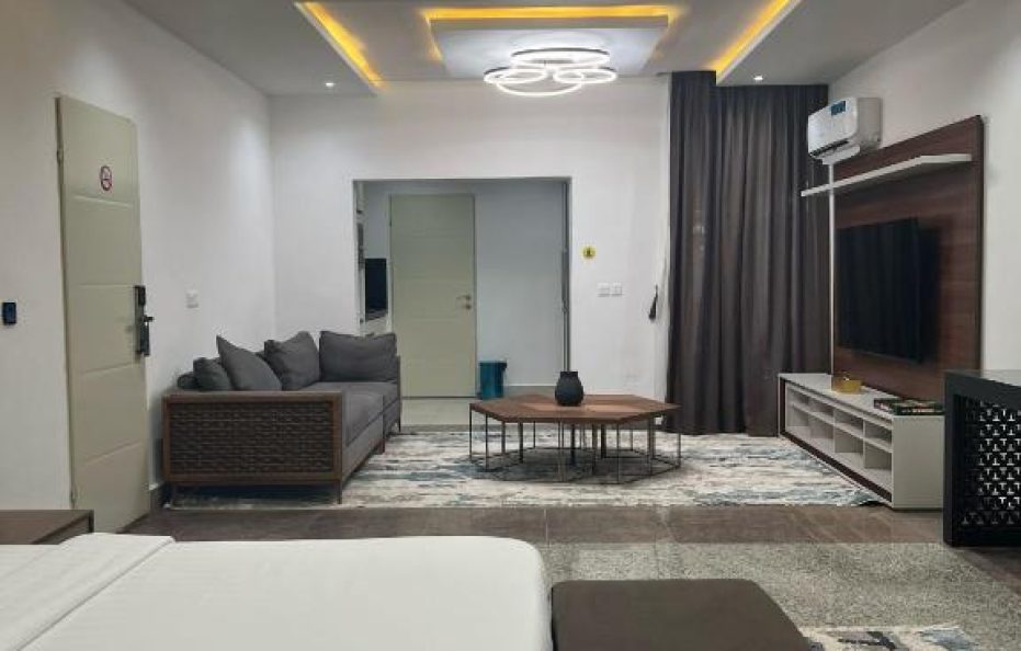 Standard Room — D’Crown Place Idu Abuja