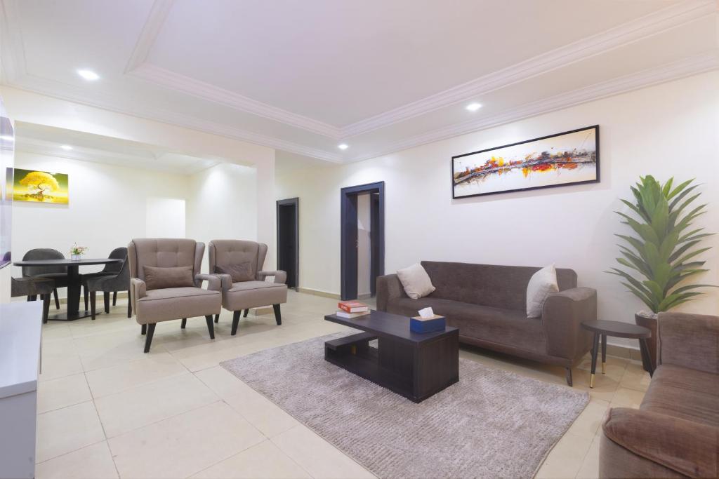 Three-Bedroom Standard Apartment at The Capital Apartments