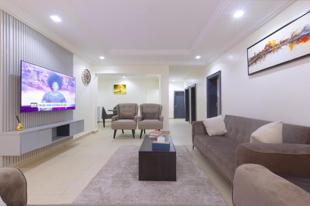 Three-Bedroom Standard Apartment at The Capital Apartments