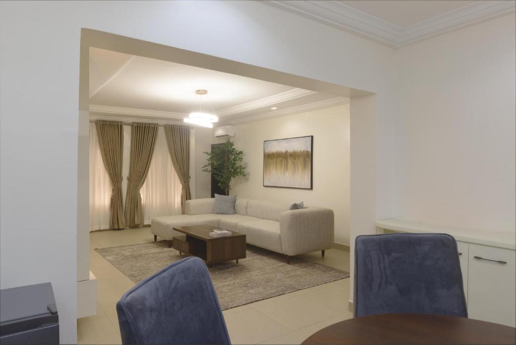 Three-Bedroom Standard Apartment at The Capital Apartments