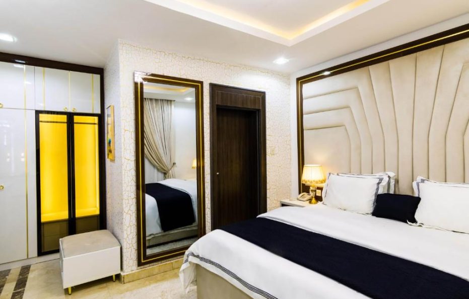 Executive Room