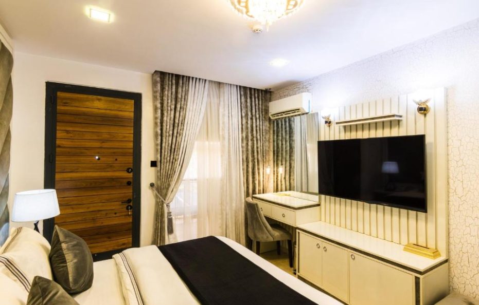 Royal Room