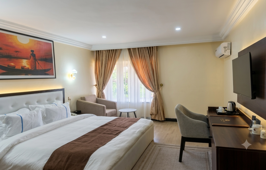 Karltz Continental Hotel